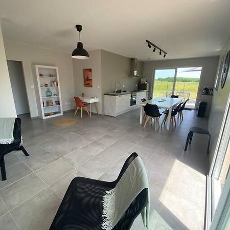 Maison Cosy A Fronton Luaran gambar